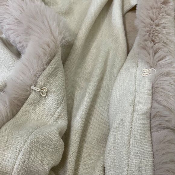 Northern Angel S/M Fringe Vest Cardigan Open Front Faux Fur Hooded - Picture 7 of 10